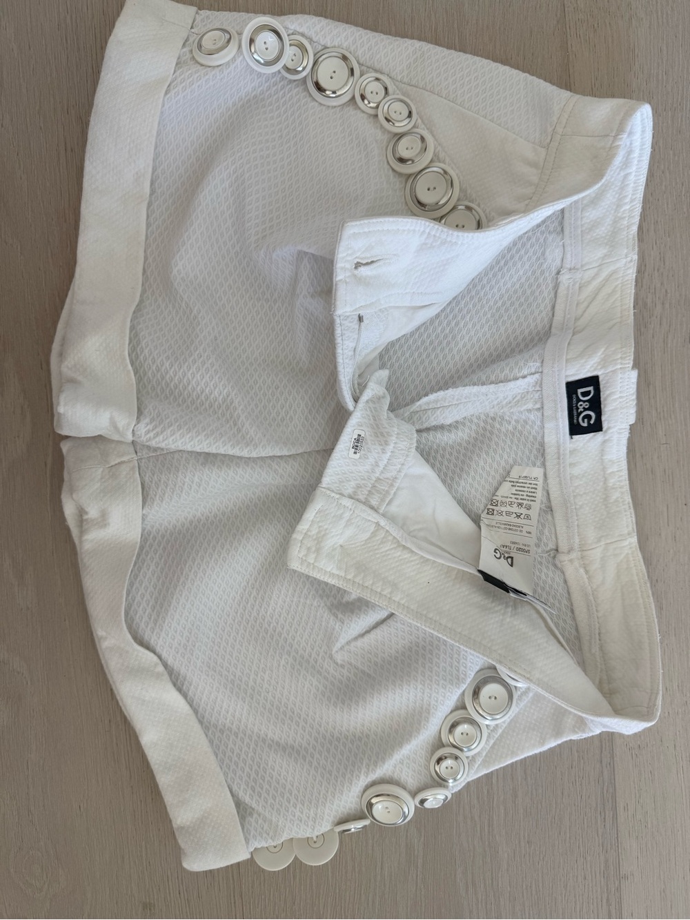 Dolce & Gabbana White Logo Tag Cotton Shorts